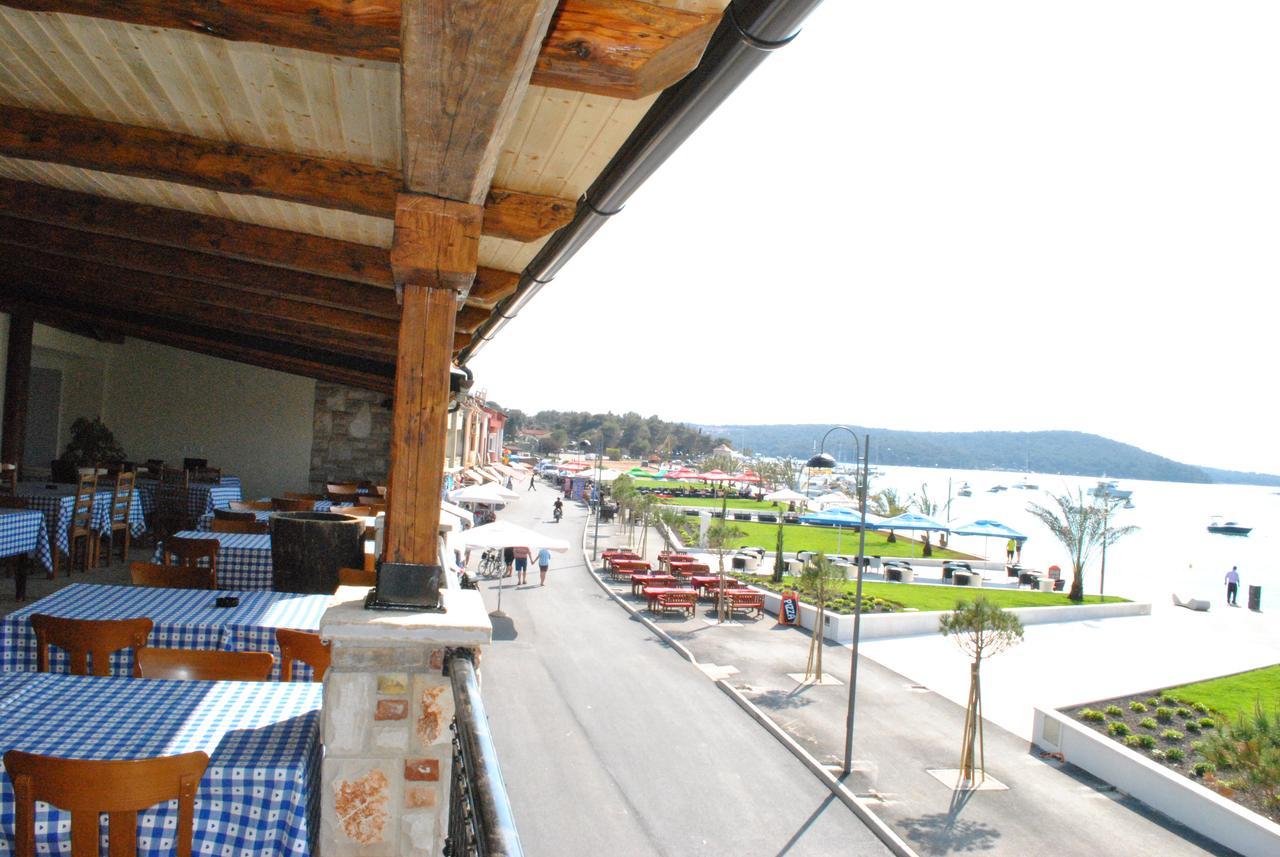 Guesthouse Promenade Medulin Exterior photo